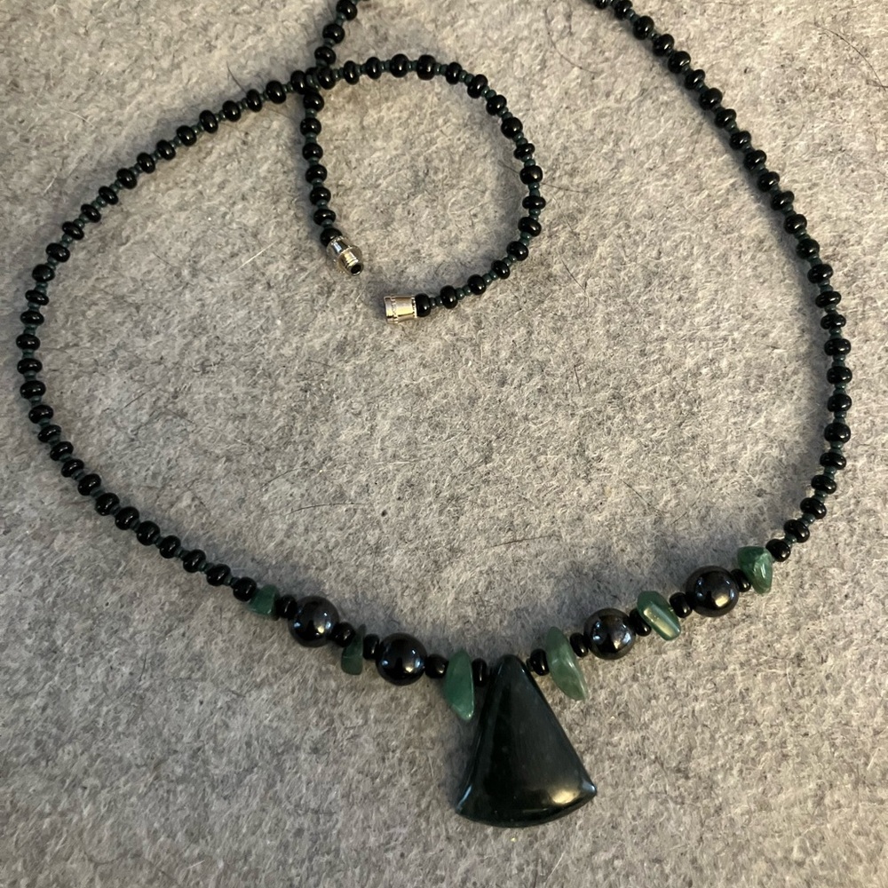 Chic Black and Green Beaded Necklace